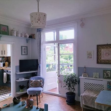 Charming London With Balcony Leilighet Eksteriør bilde